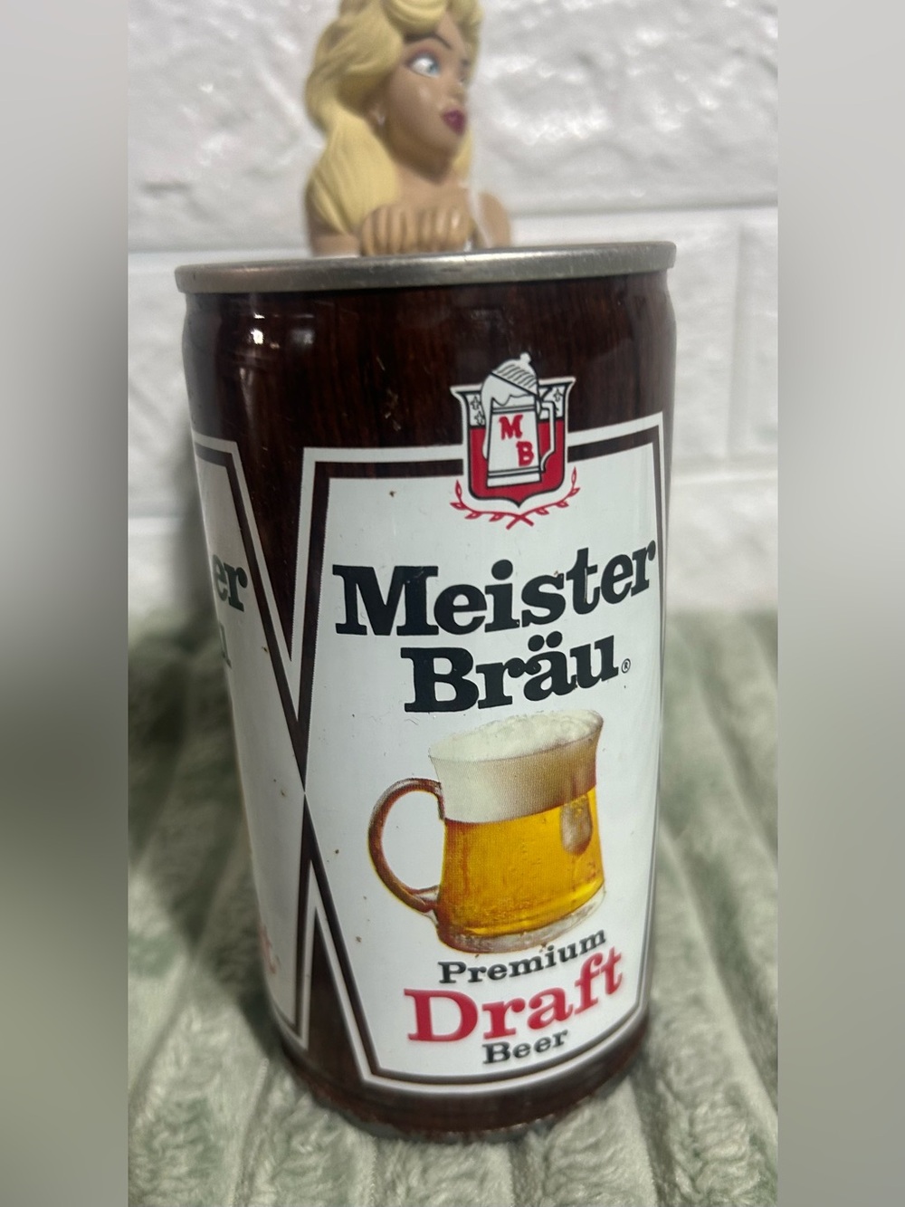Vintage R. Dakin Meister Beau Beer Pin-Up Novelty Can holder Breweriana - Picture 2 of 4